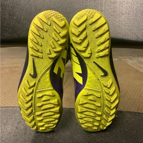 Nike Mercurial Soccer Turf Cleats Size 3.5Y - Picture 4 of 5
